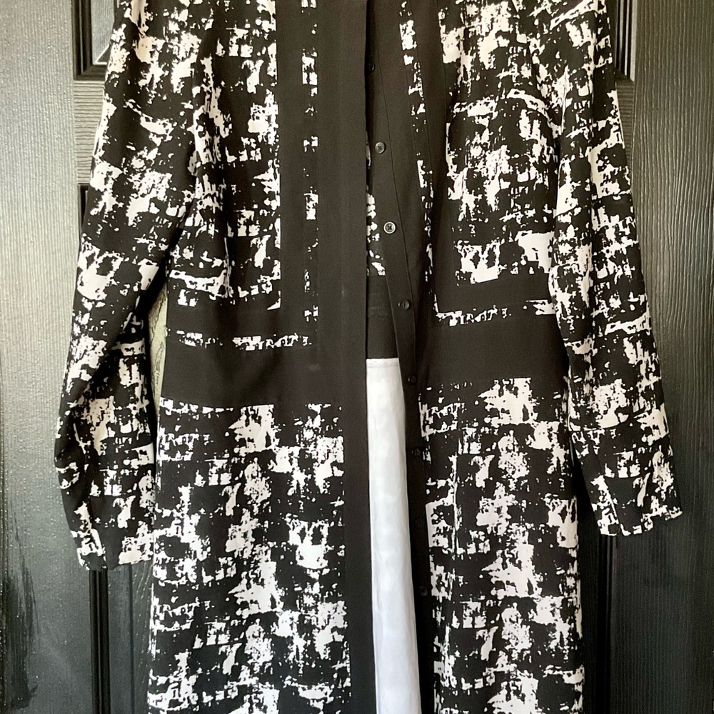 DONNA KARAN NEW YORK DUSTER